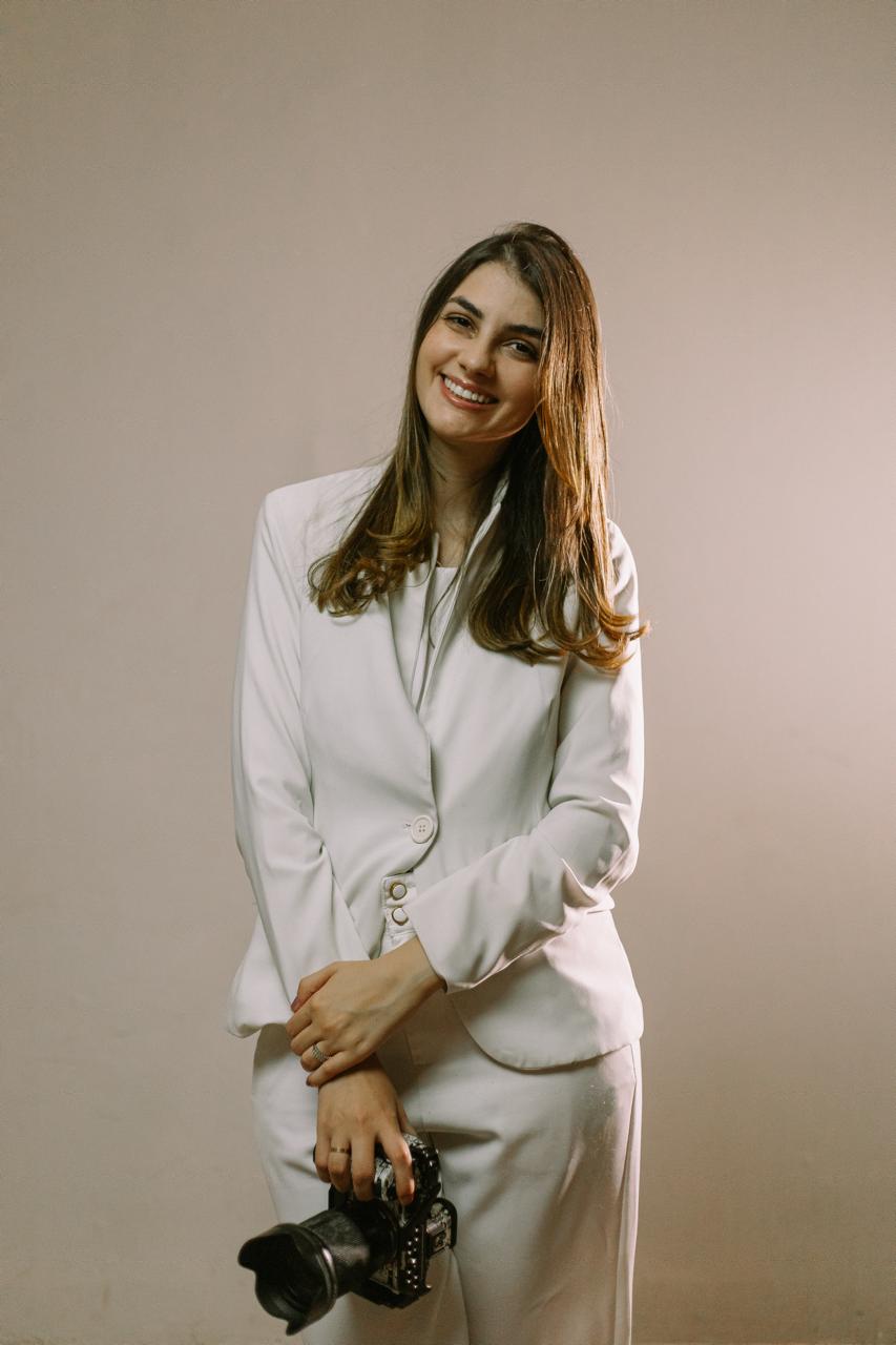 Karol — fotógrafa Atalaia